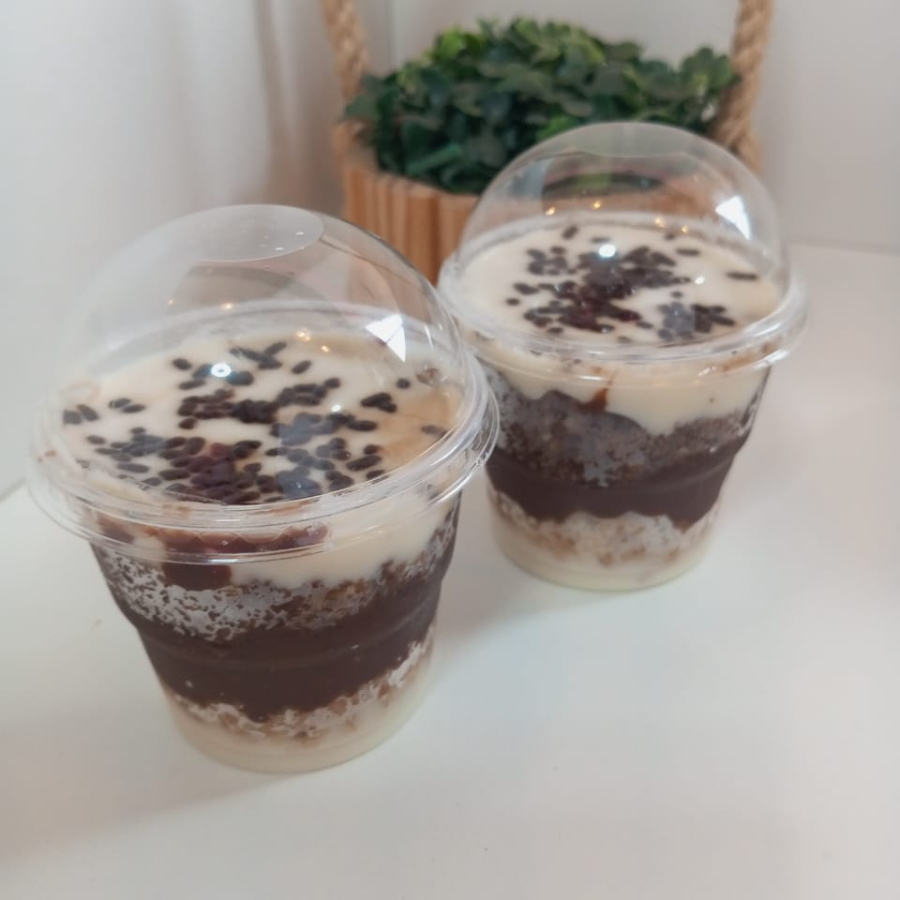 Bolo no Pote Bem Casado