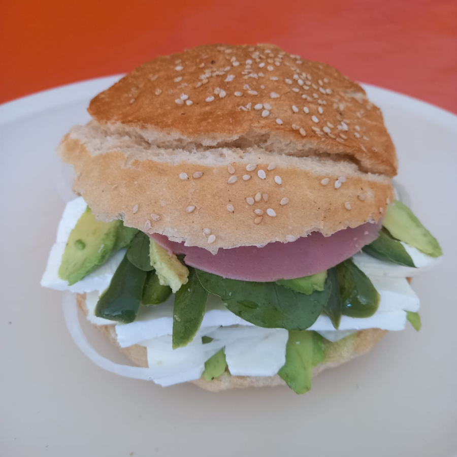 Cemita de Queso