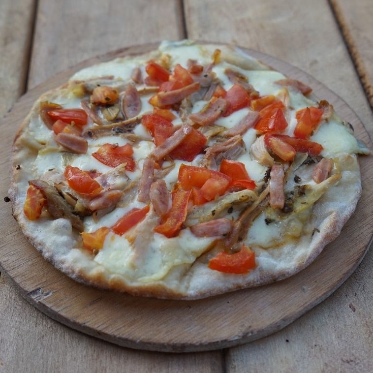 Pizza 3 Estaciones 10 Porciones