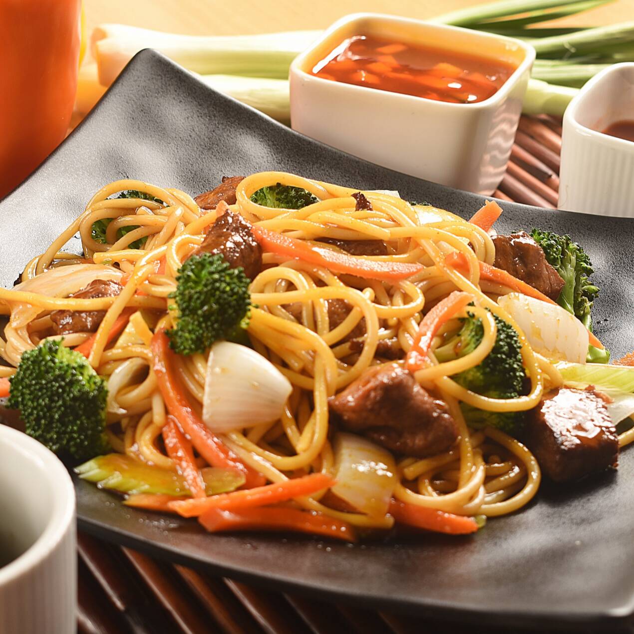 Lo Mein Litro