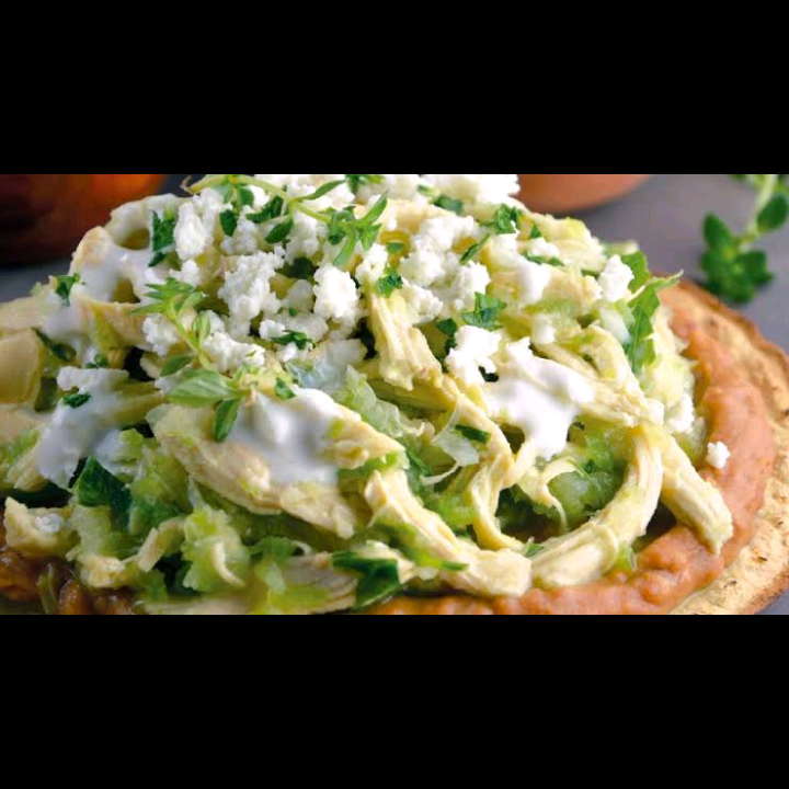 Tostada de pollo