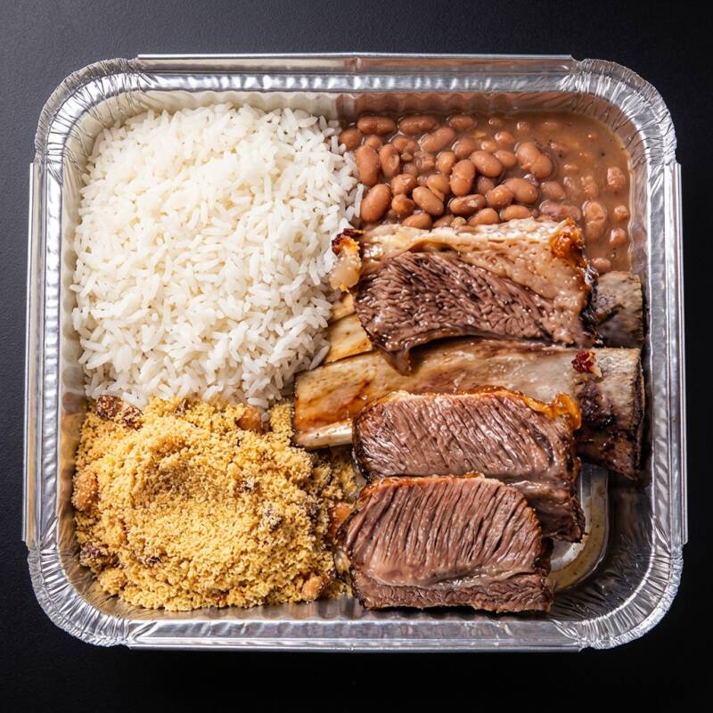 Arroz,feijão,costela assada com farofa