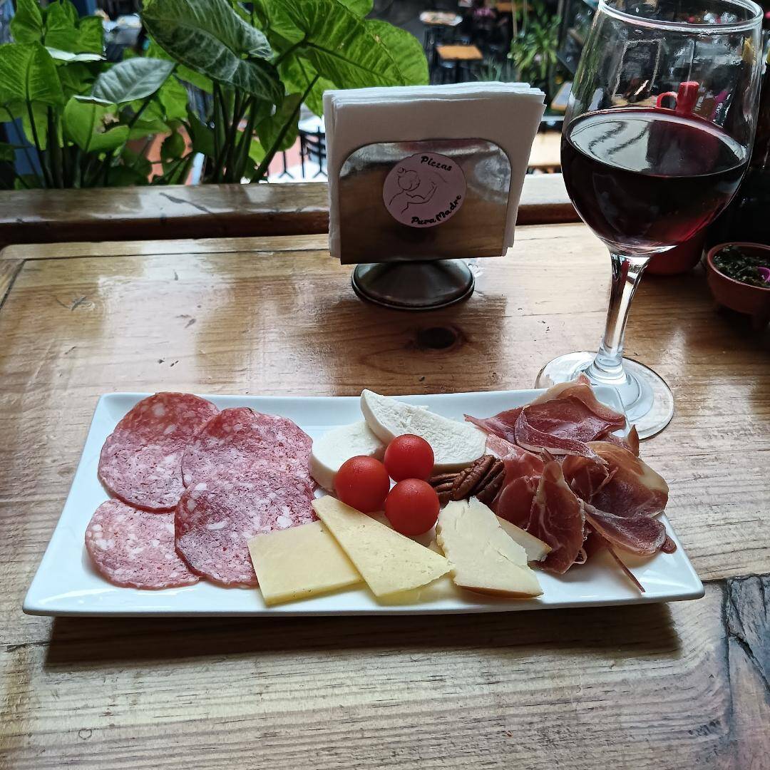 Plato de Carnes Frías y Quesos