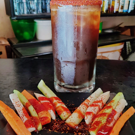 Michelada de Verduras Clara
