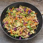 Macarrão, Legumes, Molho. 400g