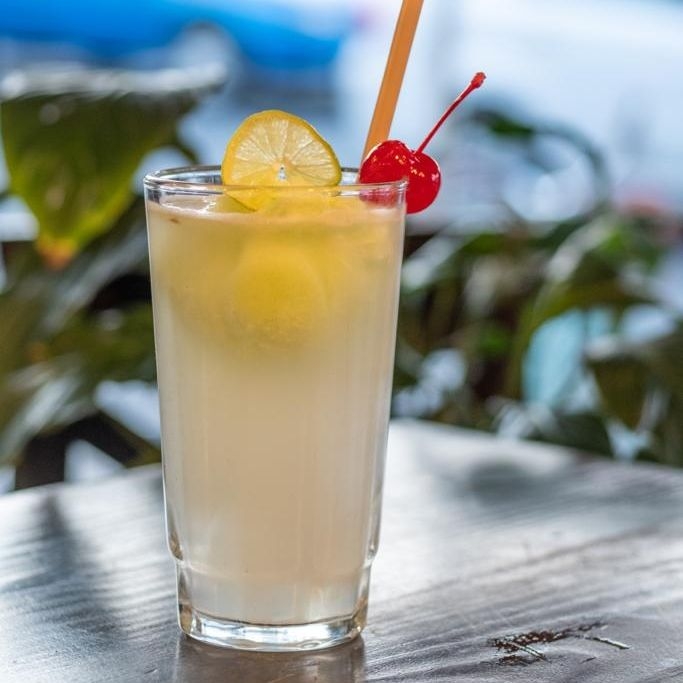 Limonada Flotante (16 Oz)