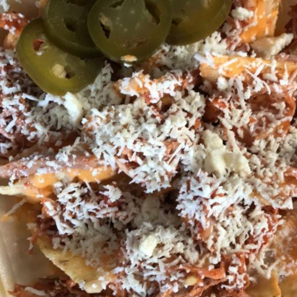 Nachos con pierna