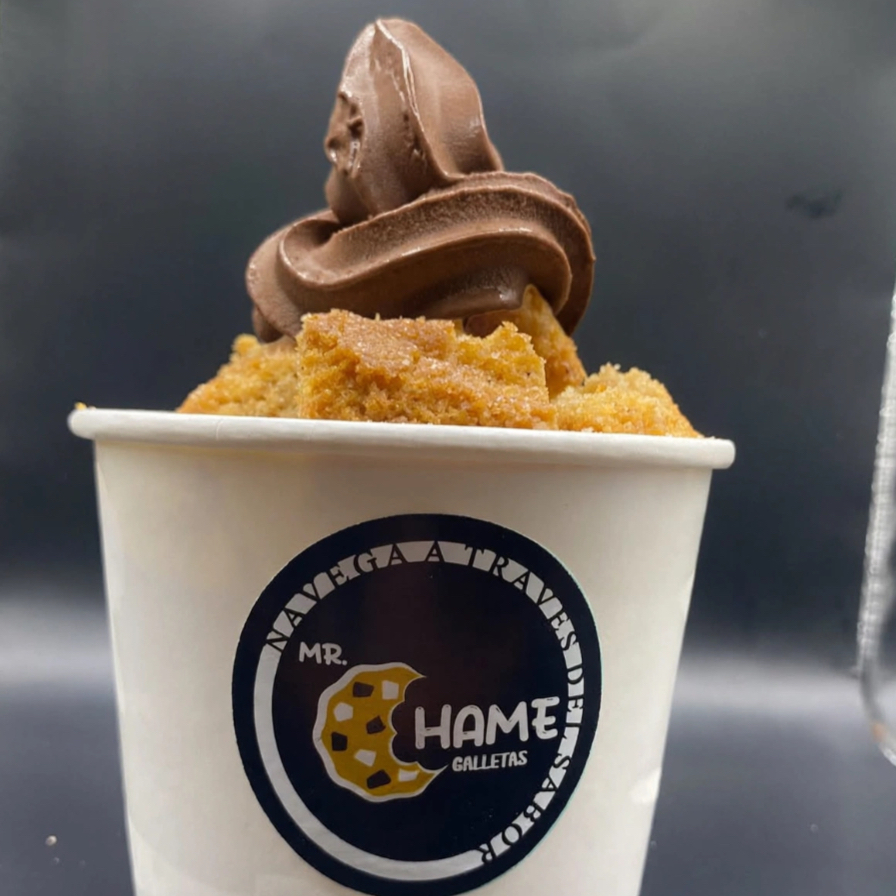 Galleta con helado de chocolate