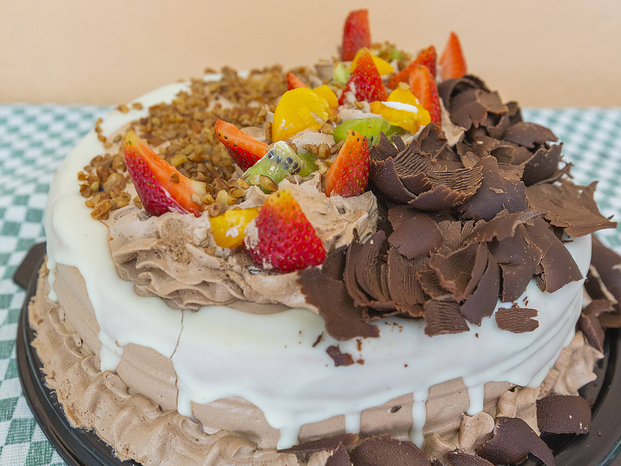 Frutas de 3 Leches Chocolate Mediano