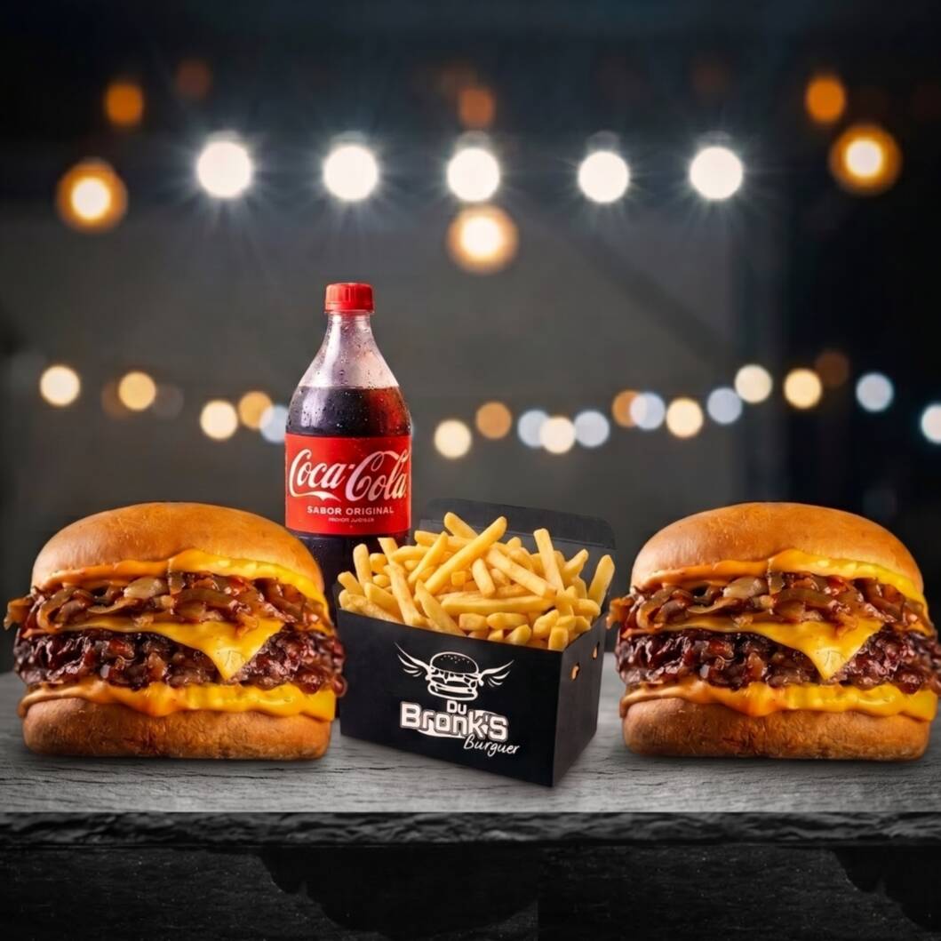 Pra quem quer o padrão de elite sem enrolação. É papo reto no sabor:
2 Lanches Mad Max (Os brabos da casa)
1 Batata Média
1 Coca-Cola 1L zero(Trincando de gelada)
