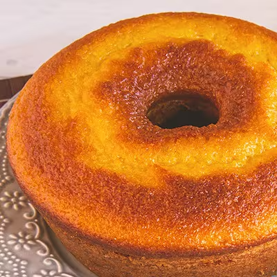 O classico bolo de Fubá da Casa de Bolos. Um dos mais queridos da casa. Leve, macio e com um sabor especial perfeito para aquele momento delicioso do cafézinho.
Peso aproximado do bolo: 770 gramas
Rende aproximadamente 12 fatias de 64,1 gramas
Alérgicos: Contém Glúten e Lactose. Contém leite e derivados, derivados do trigo, derivados da soja e ovo.
Para informações de ingredientes e tabela nutricional consulte o site.
Palavra chave: Doce e sobremesa.