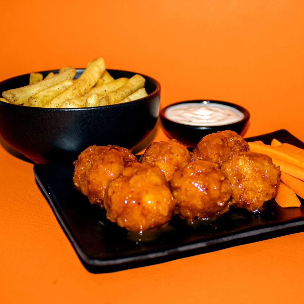Poch - 6 Boneless + Papas Francesas