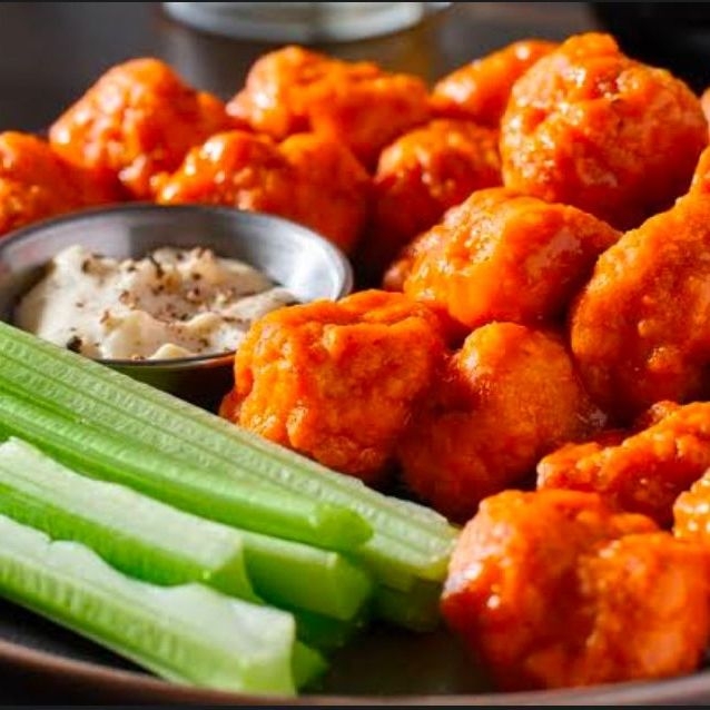 Boneless 8 Pzas