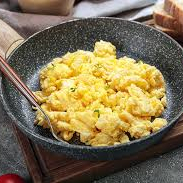Huevos al Gusto con Arepa