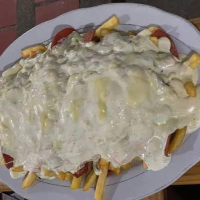 Salchipapa Gratinada para 2