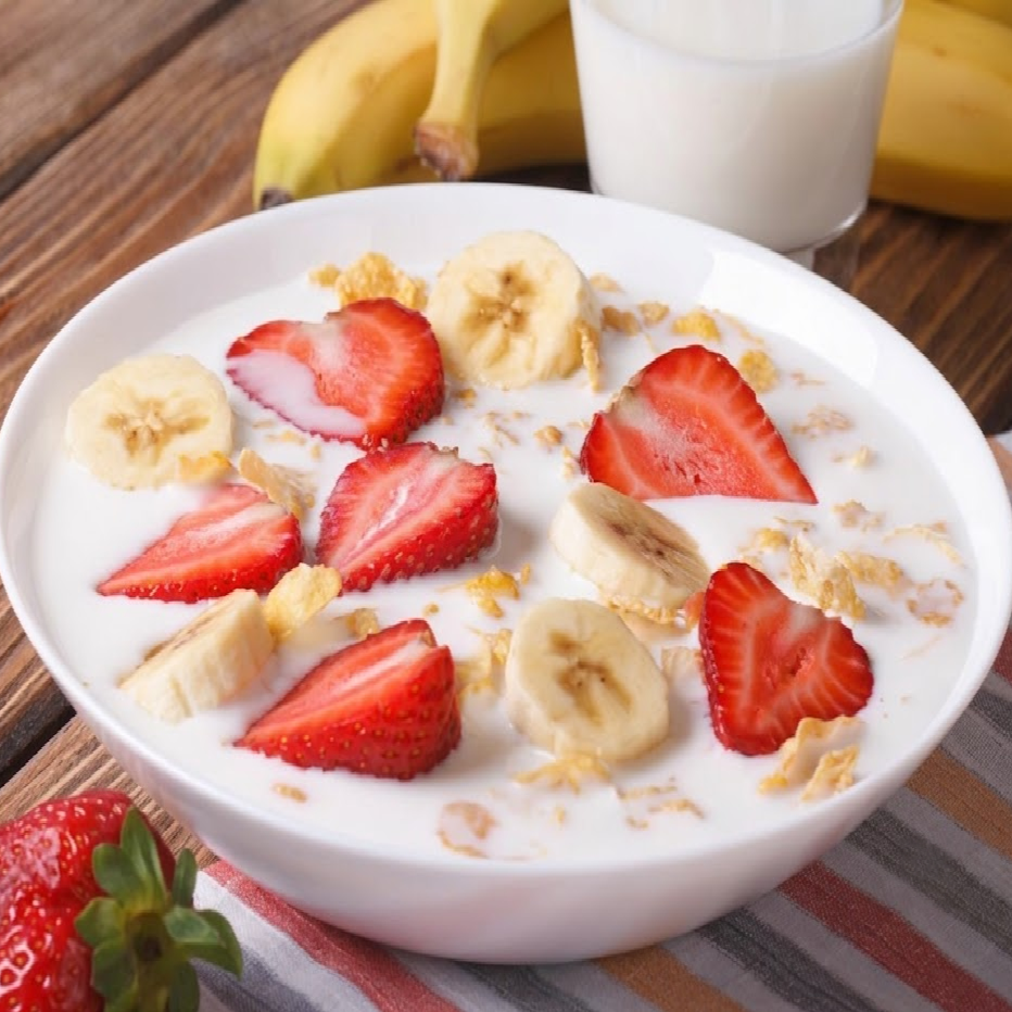 Fresas y Platano con Yogurt