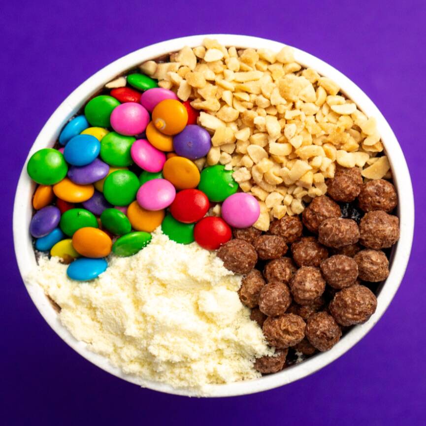 Açaí Premium (Batido) Super Cremoso + Complementos Grátis! *********Fabricação Própria****** O Açaí Dos Seus Sonhos Está Aqui! Super Cremoso, Delicioso E Feito Com Muito Carinho Para Você. E O Melhor: Você Pode Montar Do Seu Jeitinho, Com Complementos Grátis Para Deixar A Experiência Ainda Mais Incrível!