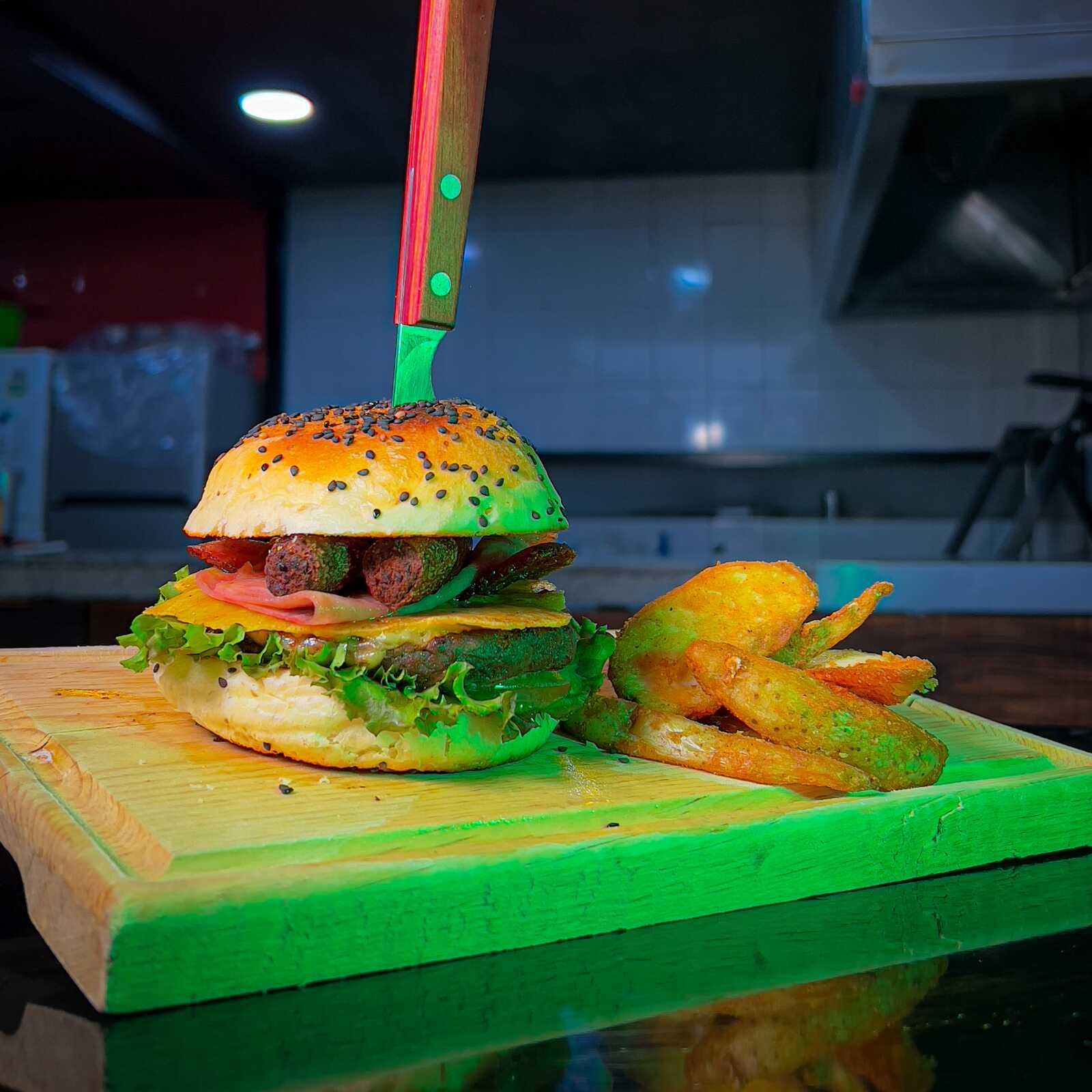 HAMBURGUESA ESPECIAL