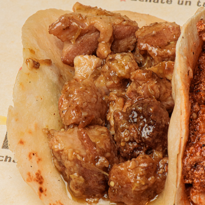 Taco Cachete en Salsa Verde