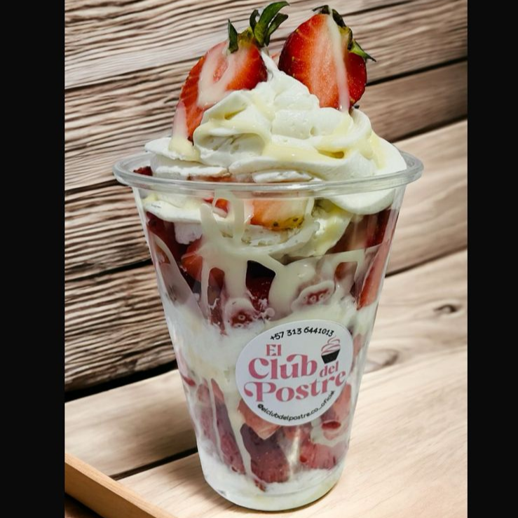 Fresas con Crema 16 Onzas