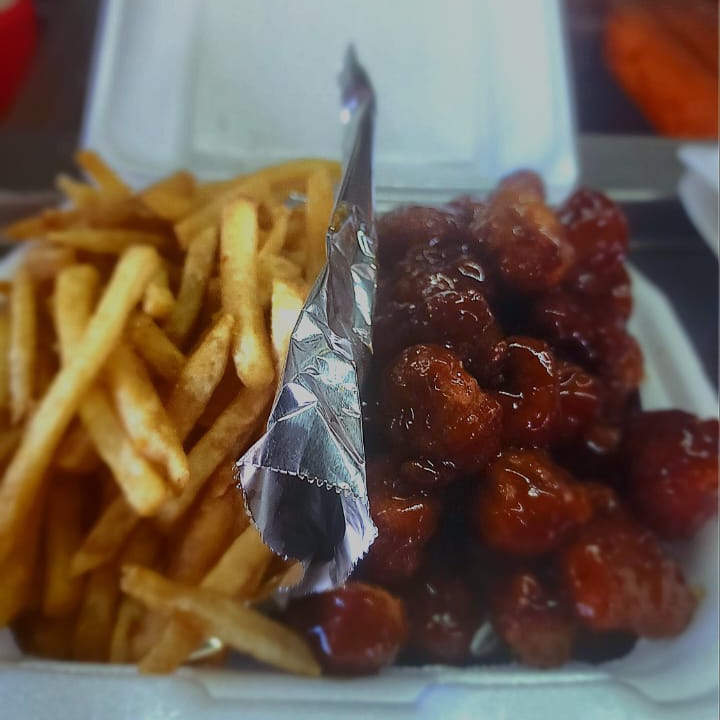 1 paquete sensillos de boneless bites