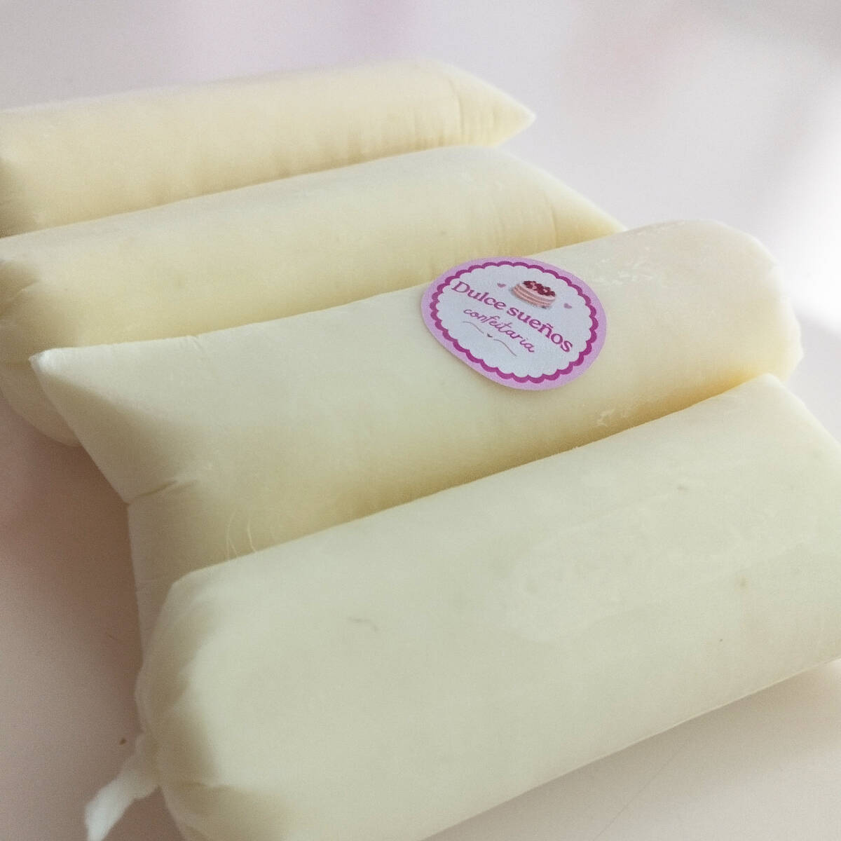 Geladinho Gourmet 120ml de Mousse de Limão, creme suave de limão!