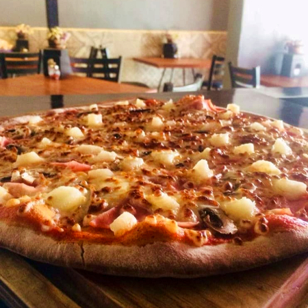 Pizza Hawaiana*