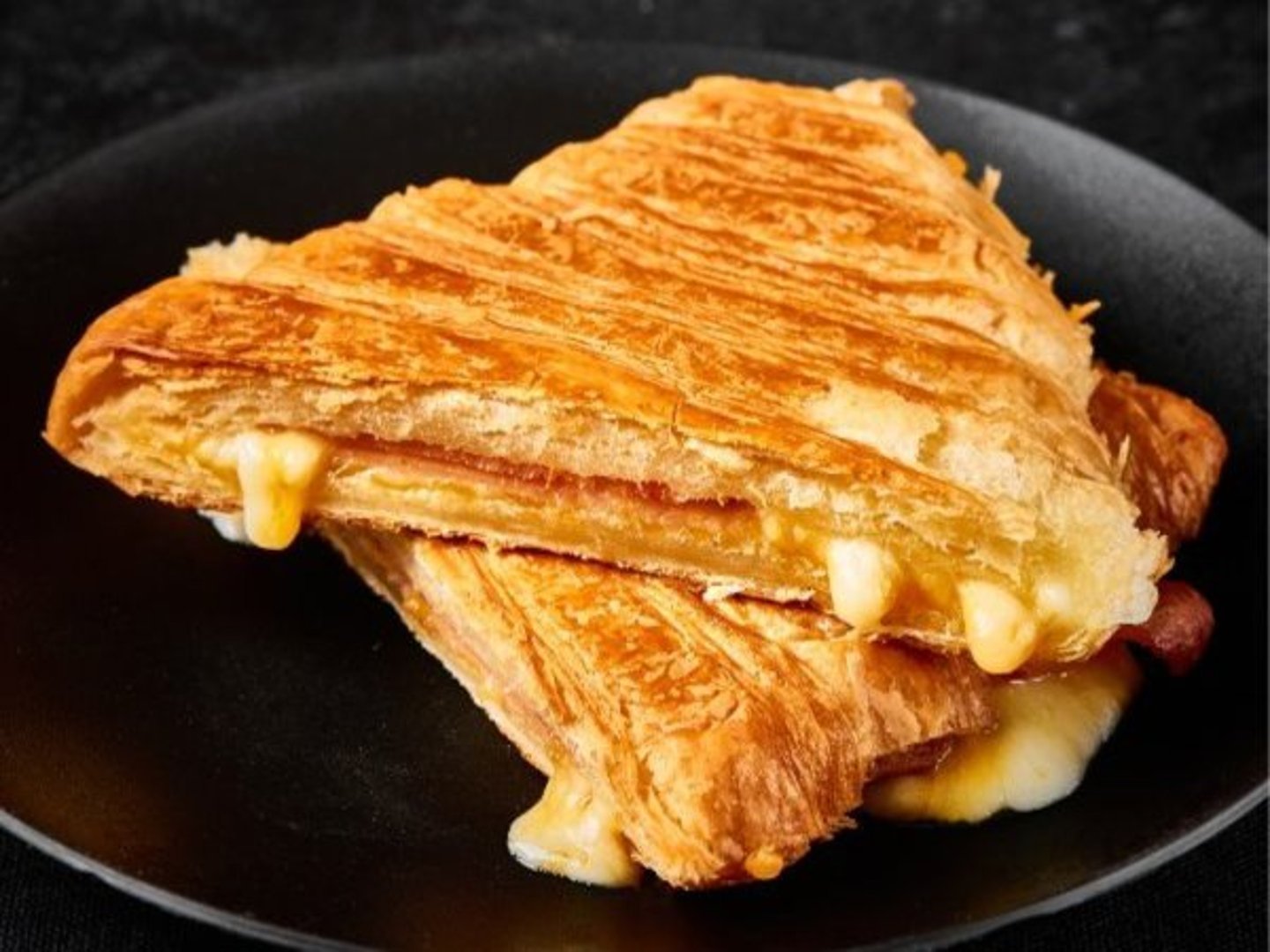 Croissant Ham & Cheese - Nuevo!