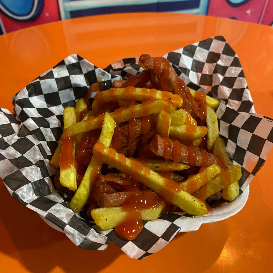 Salchipapas (300g)