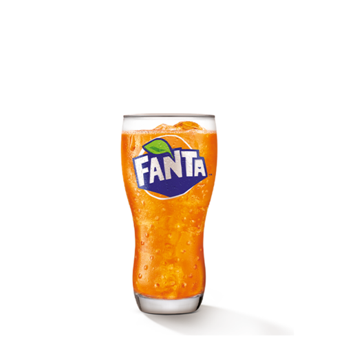 Bebida gelada na medida certa para matar sua sede. Refrescante Fanta sabor Laranja 500ml
