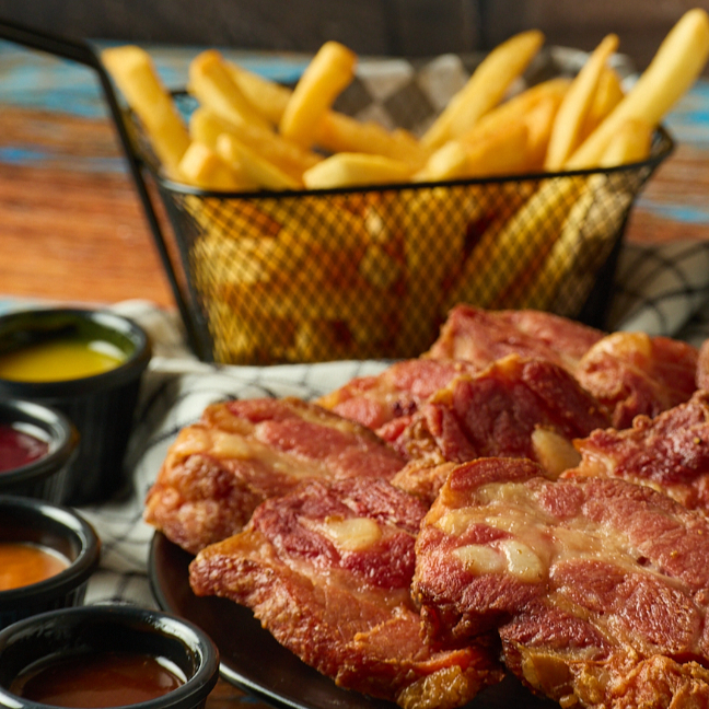 5 Costillas + Papas+ Dip de Queso