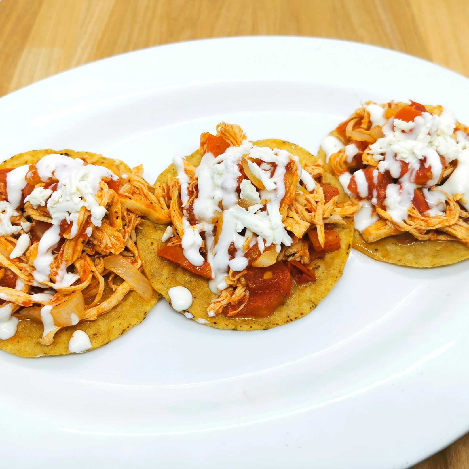 Tostadas de Tinga 3pzas