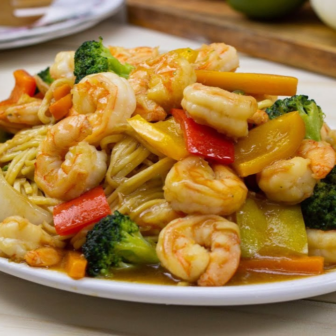 Tallarín Saltado de Camarón