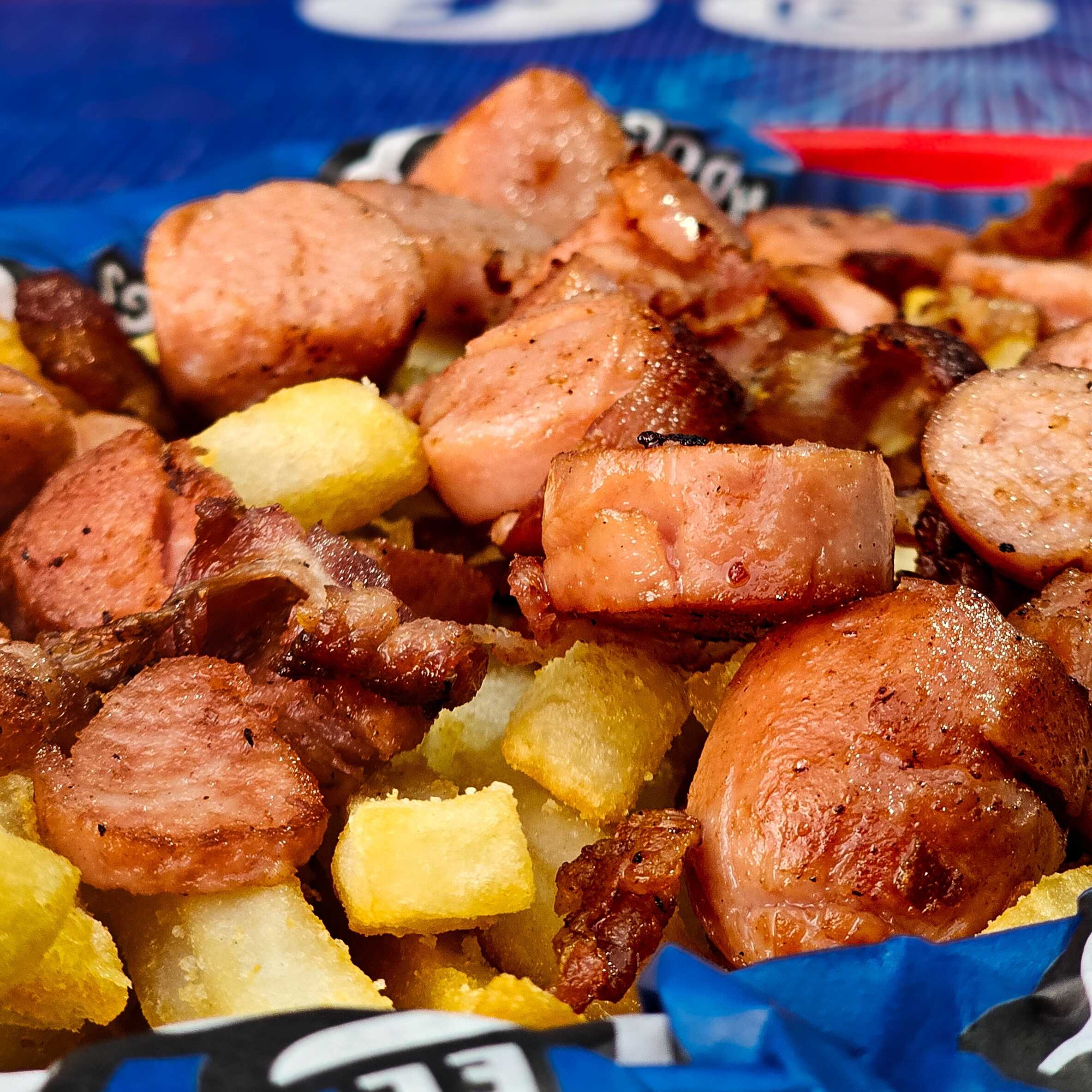 SALCHIPAPAS