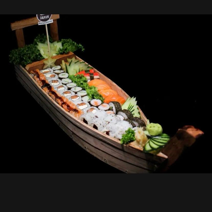 8 uramaki skin especial
8 uramaki filadelfia
8 uramaki Romeu e Julieta
8 hossamki pepino
4 hossomaki de salmão
4 niguiri salmão
4 niguiri variados
5 futomaki salmão simples
8 unidades de hot Filadélfia