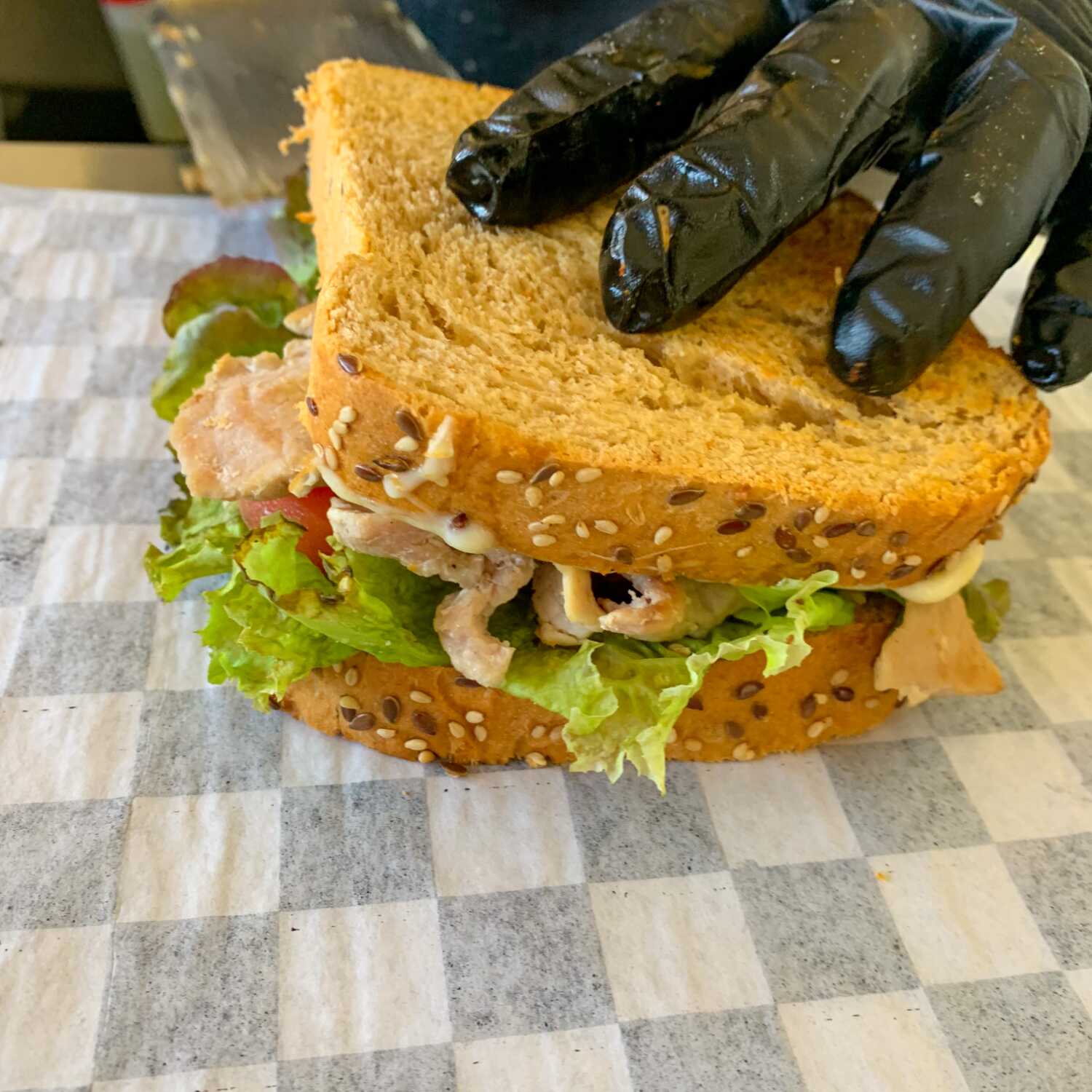 Emparedado de pollo