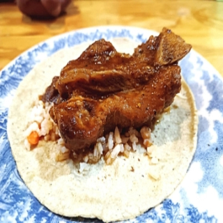 Taco de Costilla en Salsa Morita