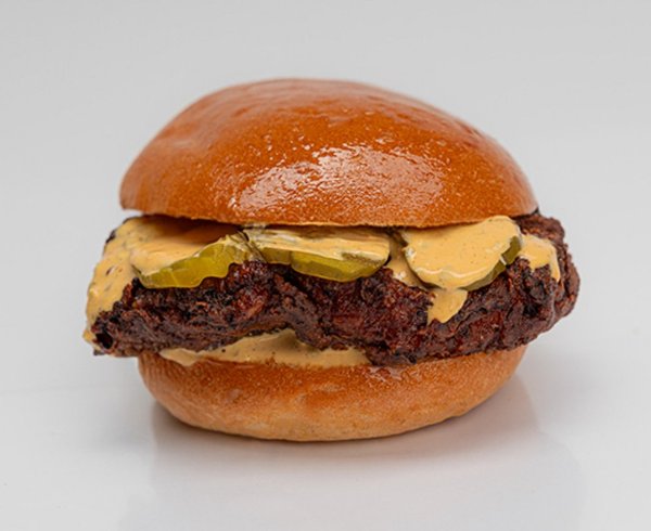 Que Chicken Classic Sandwich