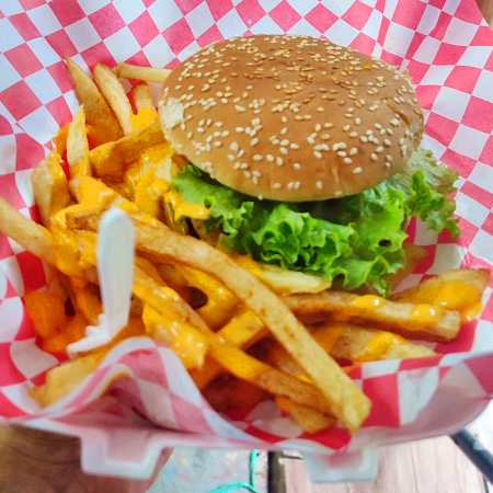Hamburguesa Hawaiana con Papas