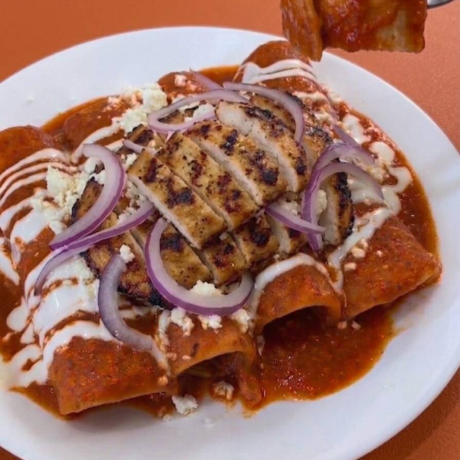 Enchiladas con Bistec