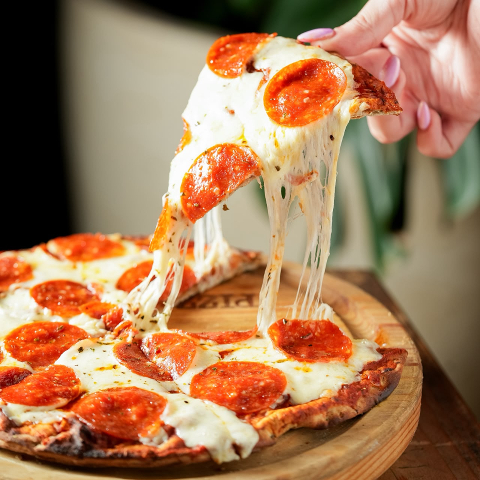 Pizza Individual (2 Ingredientes)