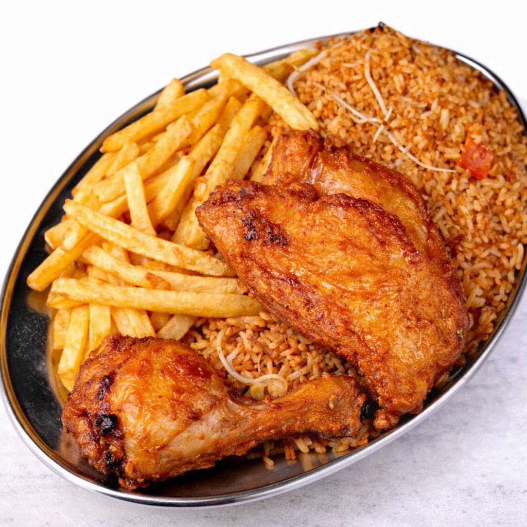 1/4 Pollo Frito + Arroz paisa & Papas
