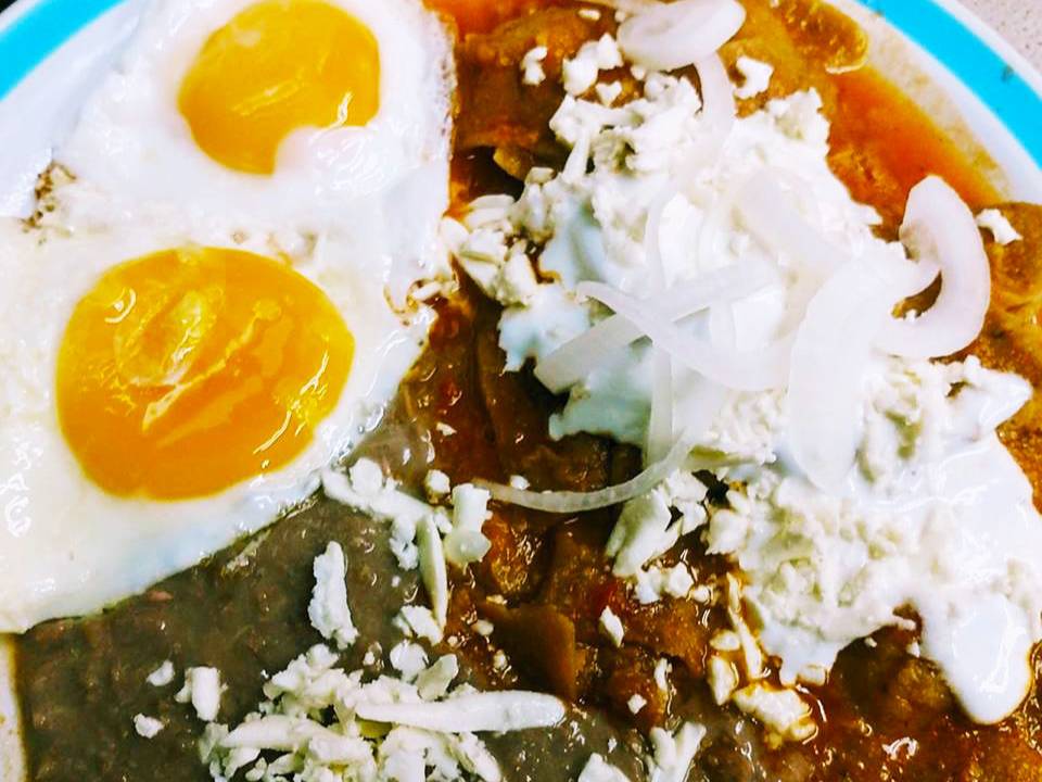 Chilaquiles Rojos
