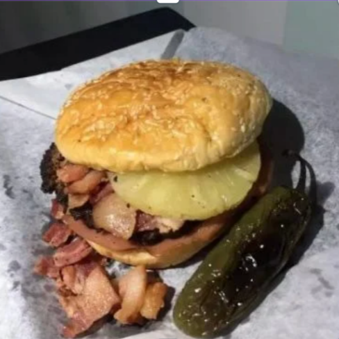 Hamburguesa de Tocino y Piña