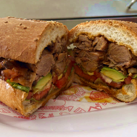 Torta de Chamorro Med. 400g.