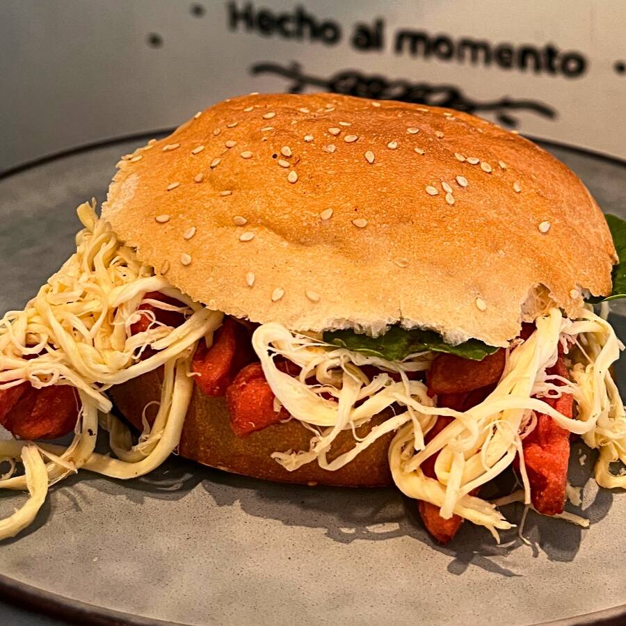 Cemita de Salchicha