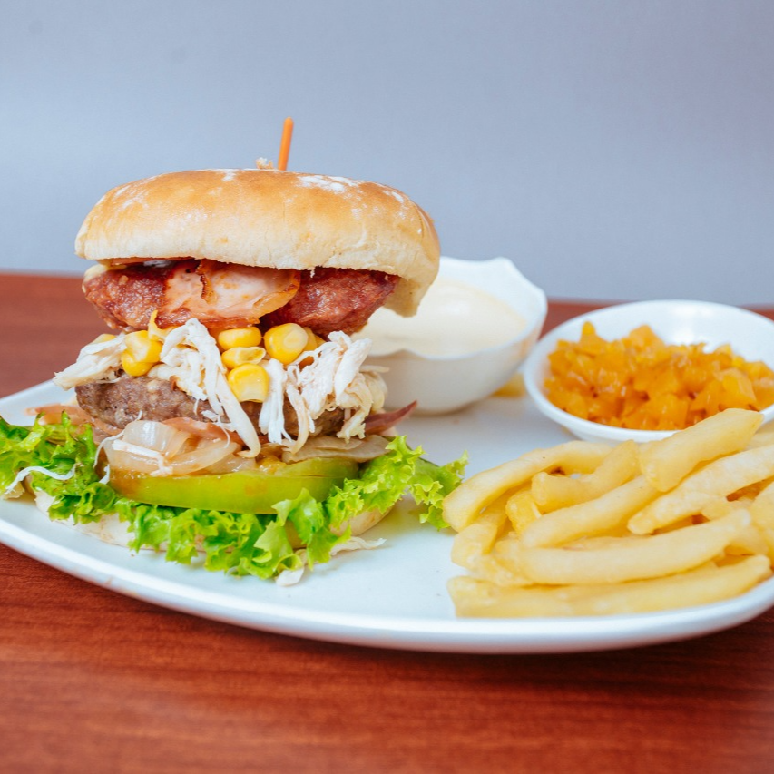 2 Hamburguesas Mixtas + 2 Gaseosas.