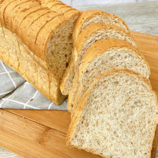 Pan tajado de quinoa