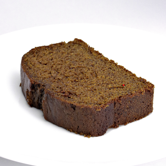 Aquele bolo densamente macio, intensamente úmido , perfumado e com aquelas gotas de chocolate que não podem faltar. Um abraço de uma avó americana!