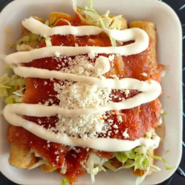 Orden de Flautas + Café de Olla